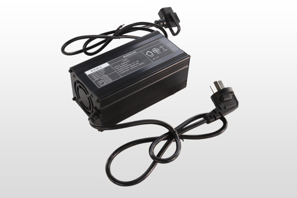 60V/72V大功率充電機